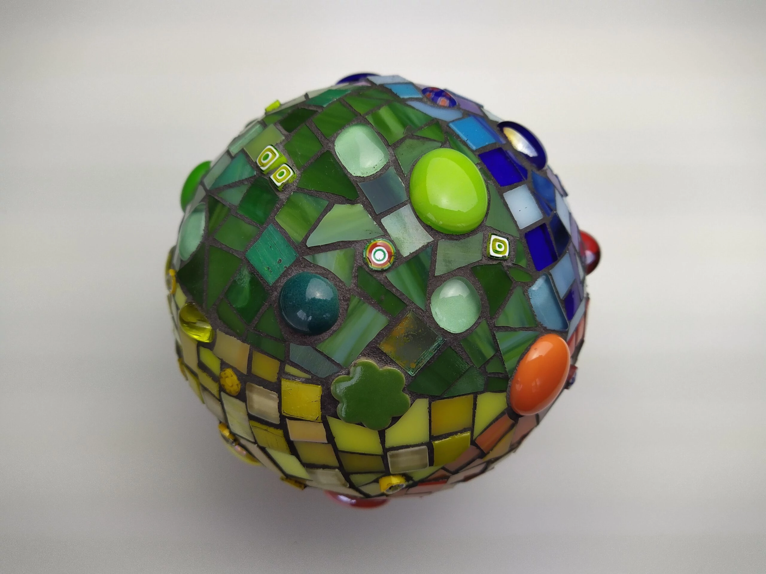 mosaic ball | "colorful" | by Steinfugenzeit