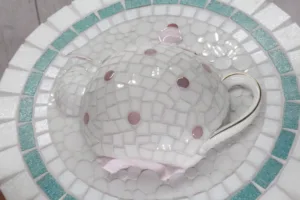 Mosaikbild von Steinfugenzeit | "Mrs.Teapot"